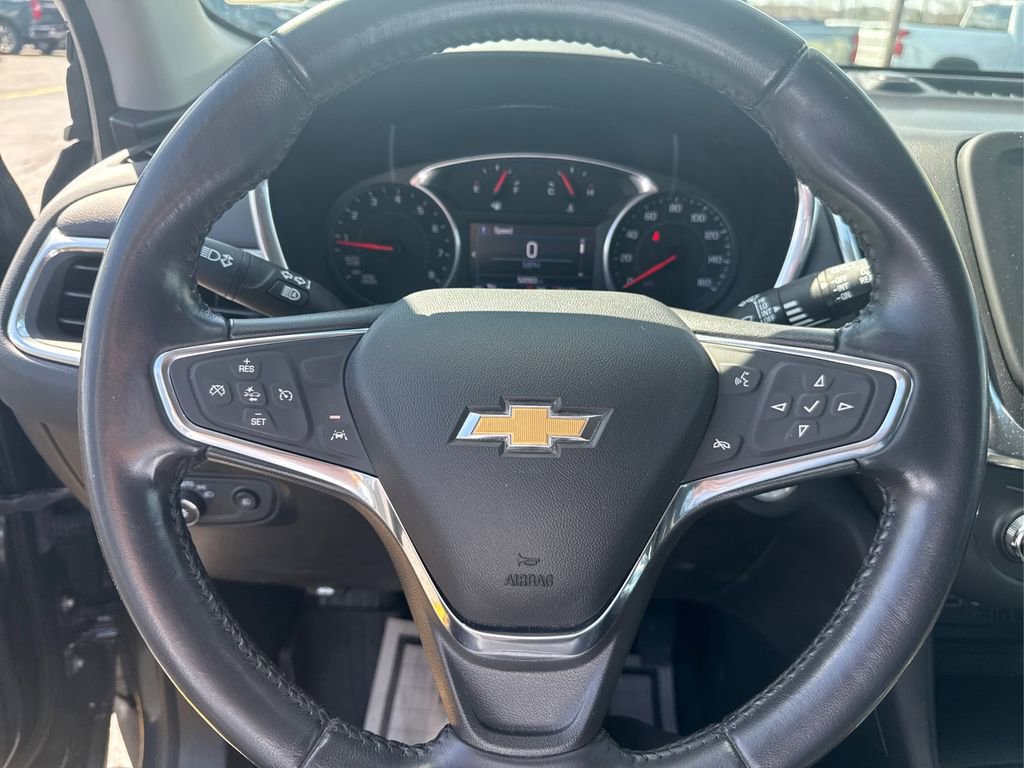 Used 2020 Chevrolet Equinox LT w/ Driver Convenience Package image 14