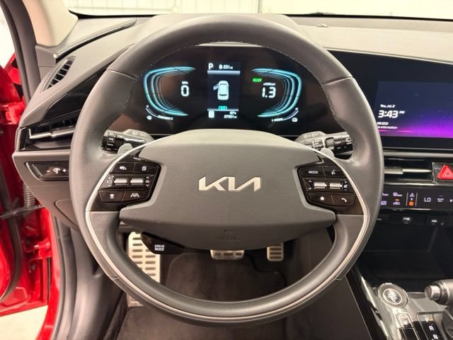 Used 2023 Kia Niro EX Touring FWD image 16