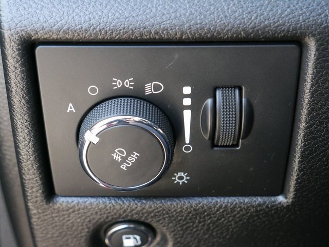 Used 2021 Jeep Grand Cherokee Laredo image 26