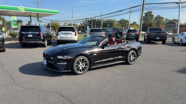 Used 2022 Ford Mustang Premium w/ 2.3L High Performance Package RWD image 8