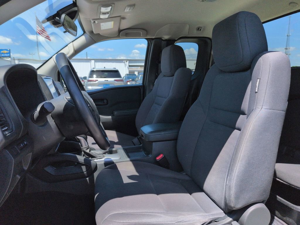 Used 2022 Nissan Frontier S RWD image 15