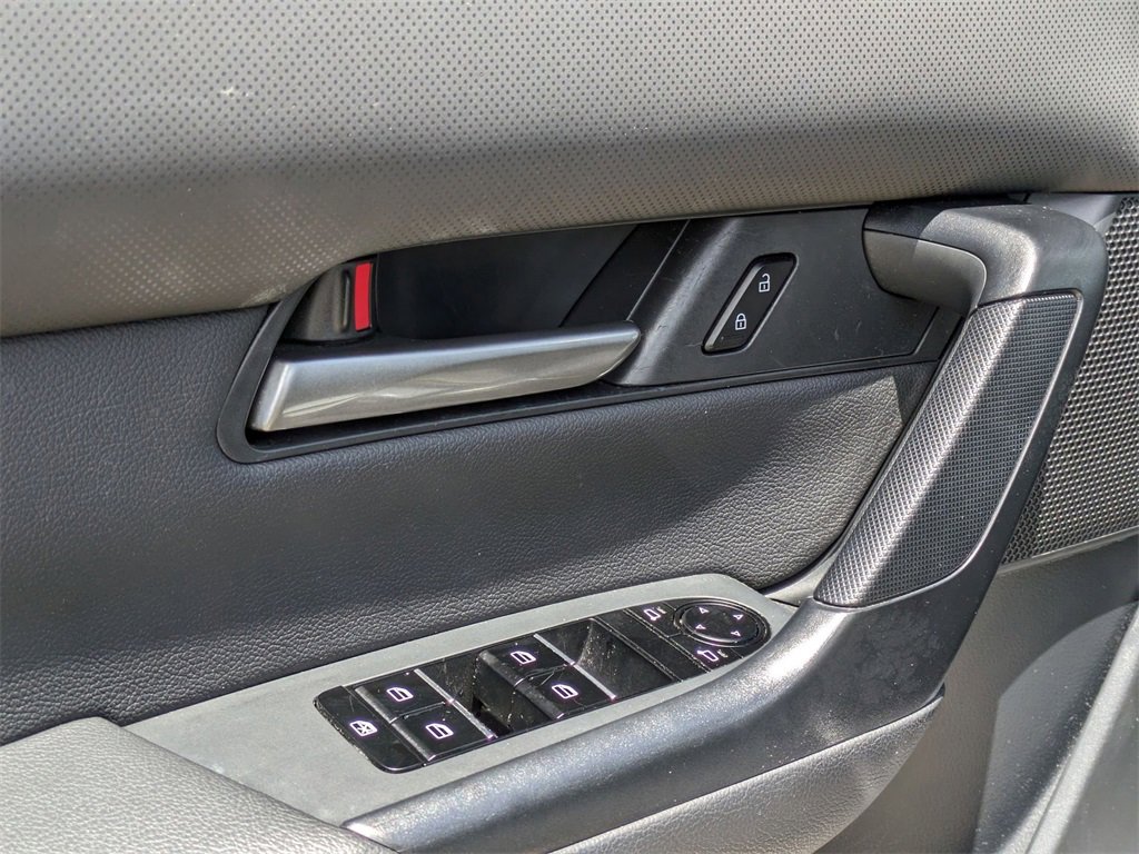 Used 2024 MAZDA CX-50 AWD 2.5 S w/ Premium Package image 13