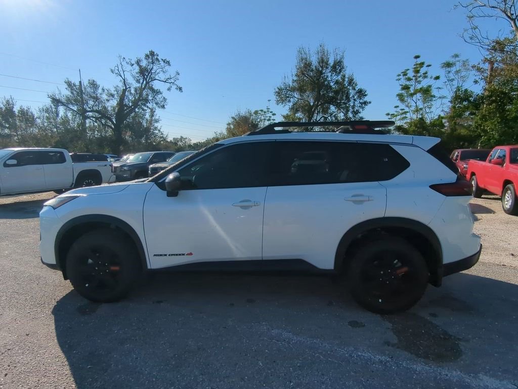 Certified 2025 Nissan Rogue SV image 8