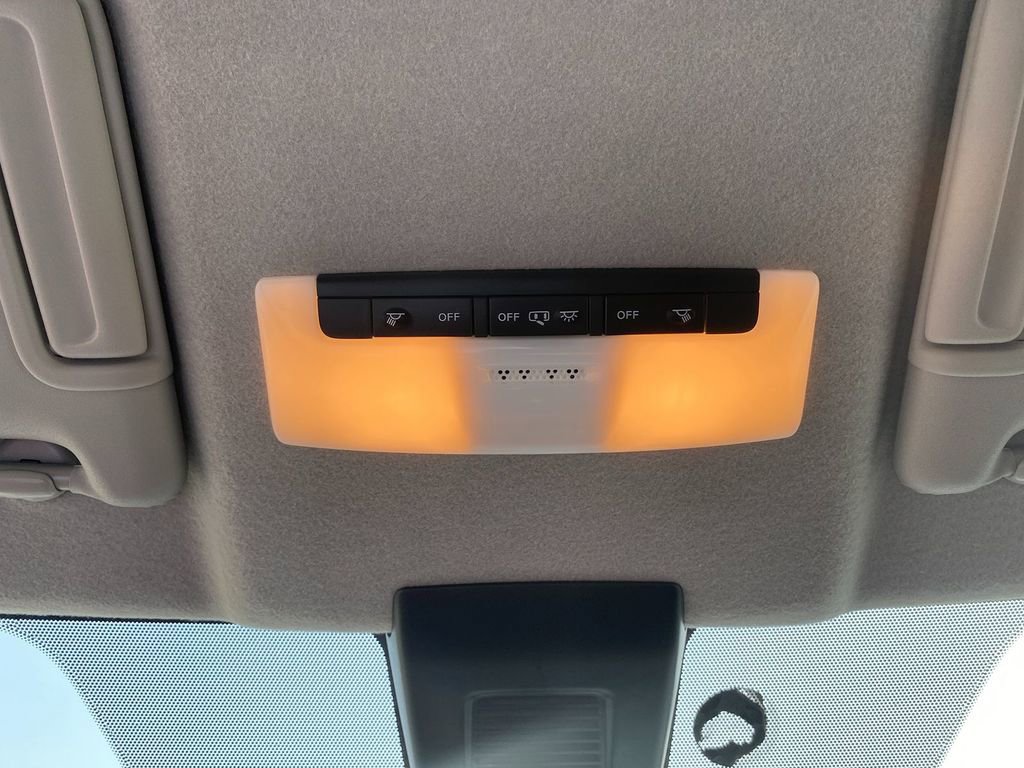 Used 2022 Nissan Kicks S image 23