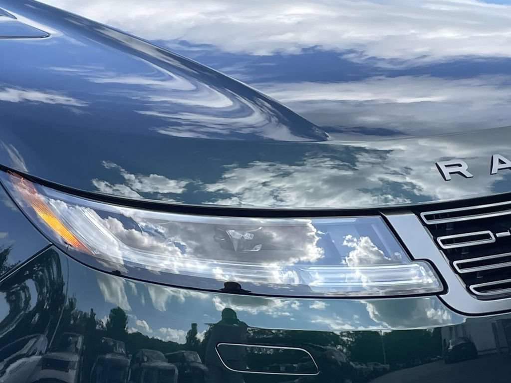 New 2026 Land Rover Range Rover Sport Dynamic SE AWD/4WD image 4