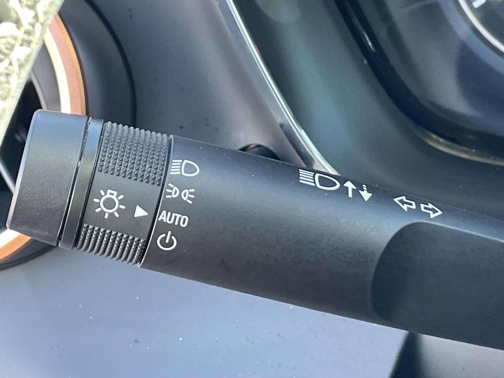 Used 2024 Chevrolet Camaro LT image 17