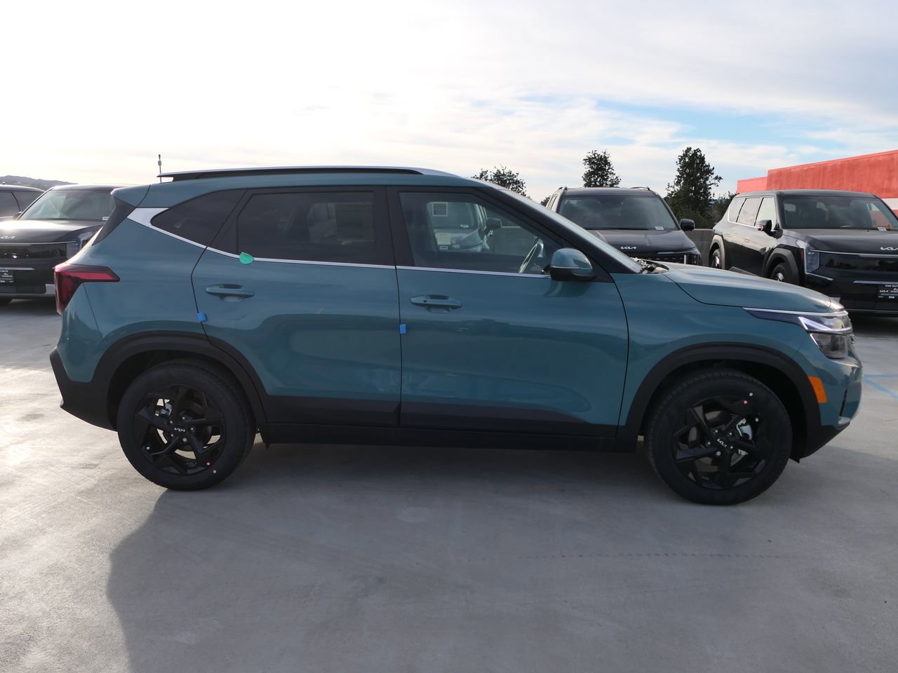 New 2026 Kia Seltos EX w/ EX Sunroof Package image 2