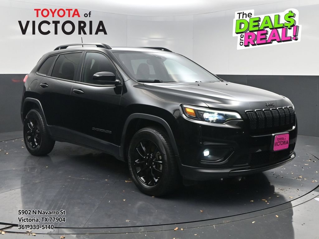 Used 2023 Jeep Cherokee Altitude Lux image 1