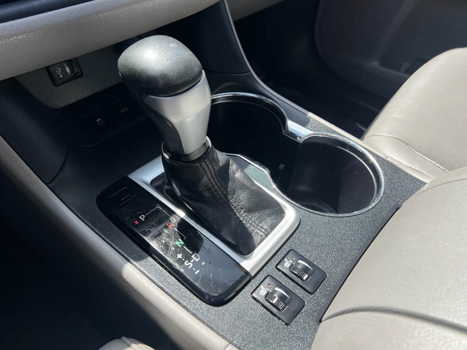 Used 2015 Toyota Highlander XLE FWD image 27