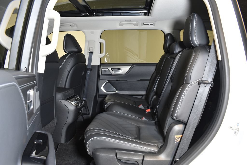 New 2026 INFINITI QX80 Luxe w/ Cargo Package AWD/4WD image 30