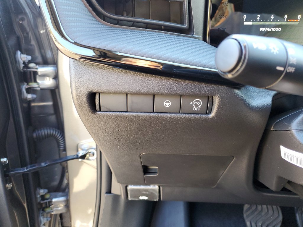 New 2027 Nissan Kicks SR FWD image 24
