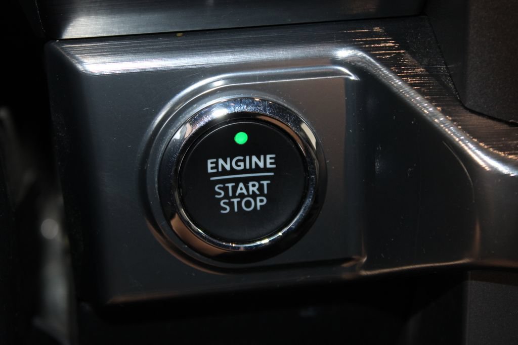 Used 2021 Ford F150 Lariat AWD/4WD image 44