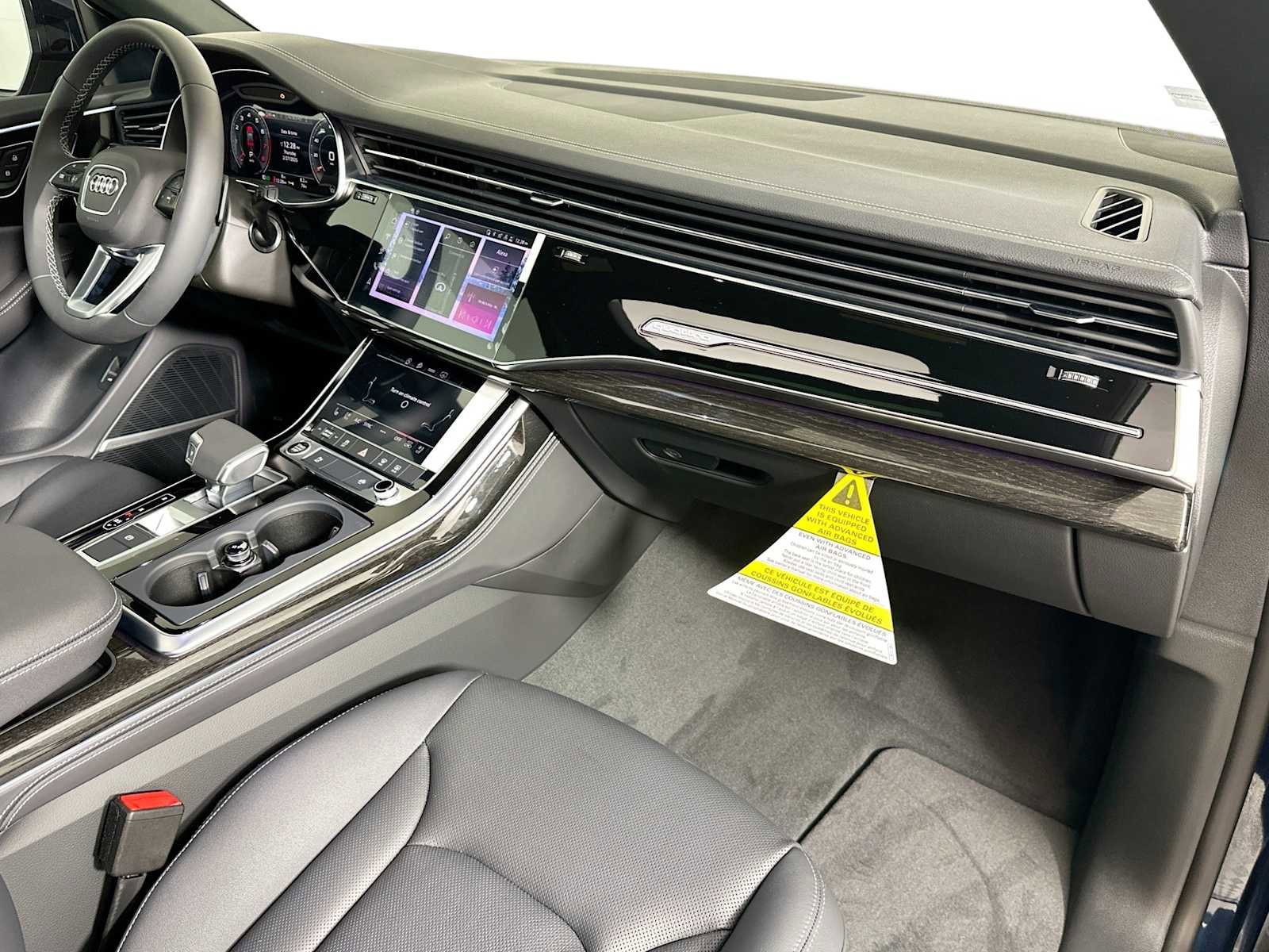 New 2025 Audi Q8 Premium Plus image 28