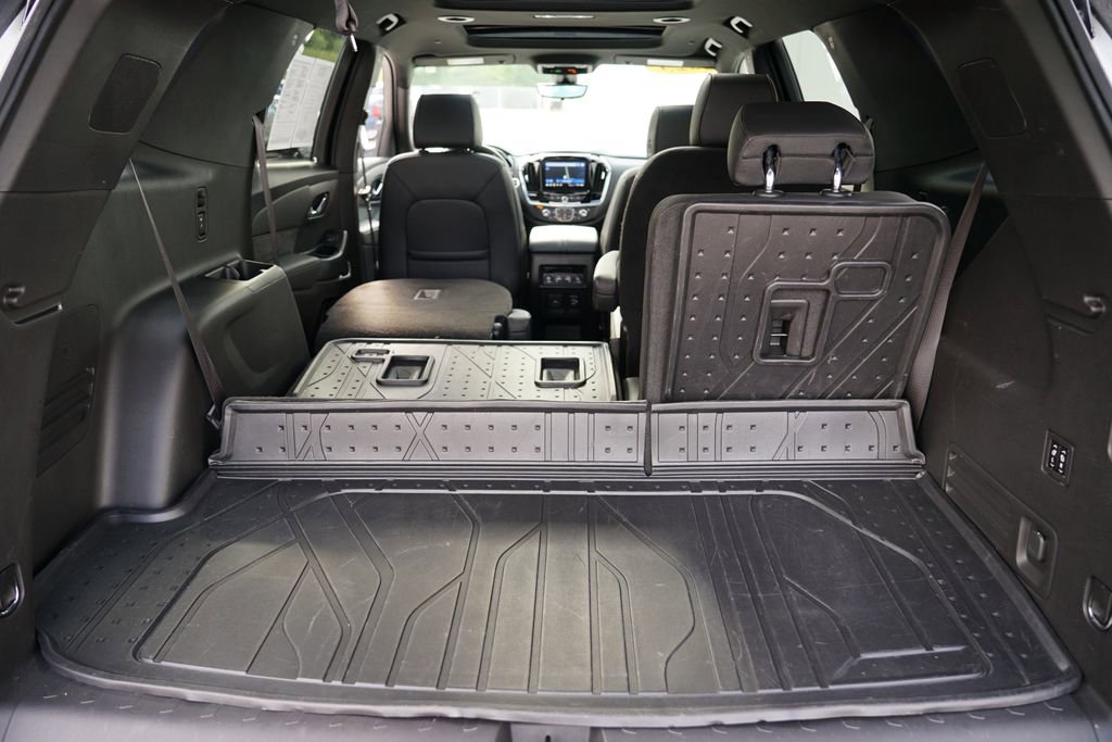 Used 2023 Chevrolet Traverse High Country w/ LPO, Floor Liner Package image 36