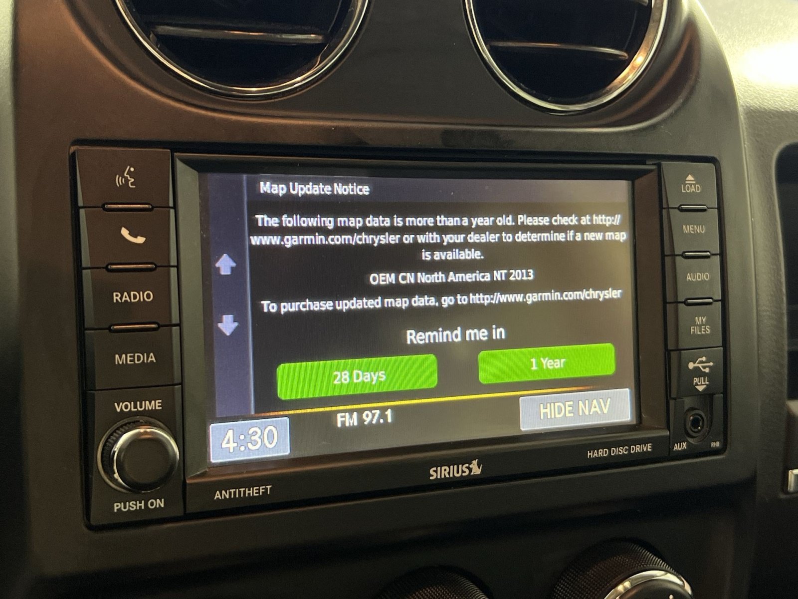 Used 2013 Jeep Compass Limited w/ Sun/Sound Group AWD/4WD image 19