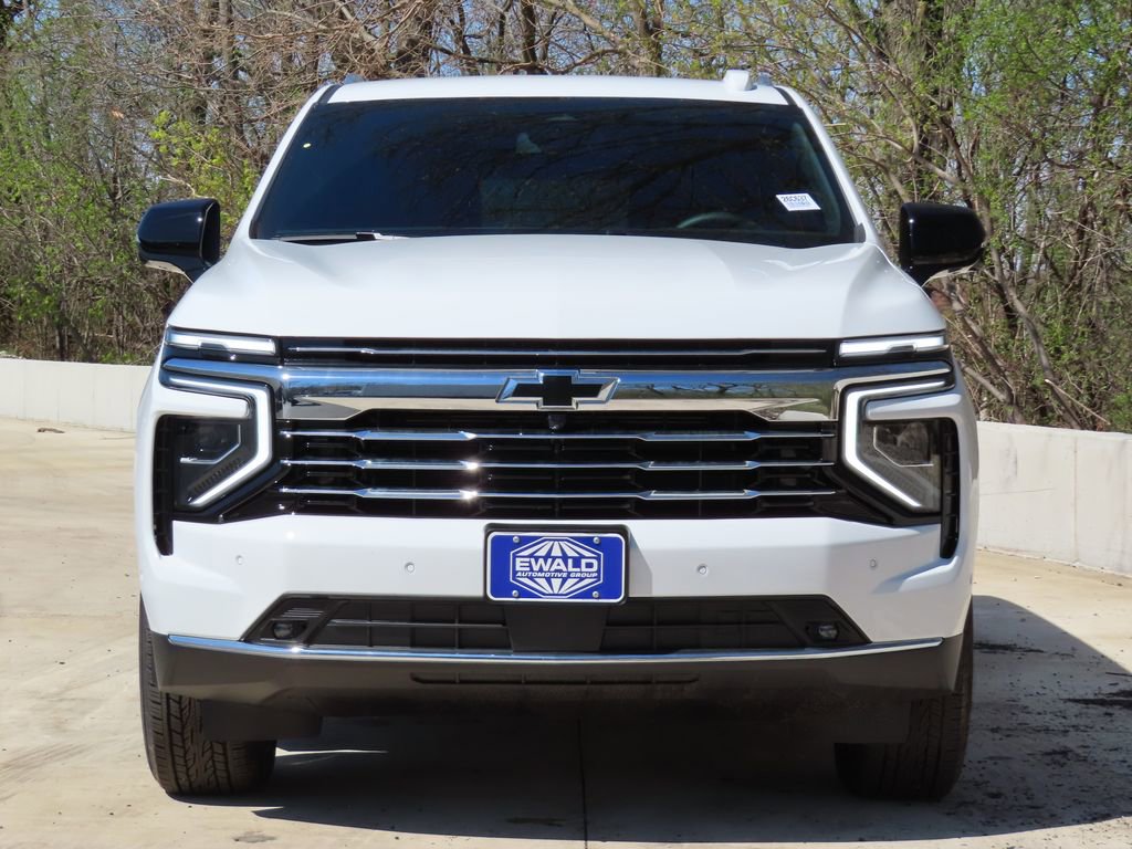 New 2026 Chevrolet Suburban LT w/ Comfort Package AWD/4WD image 20