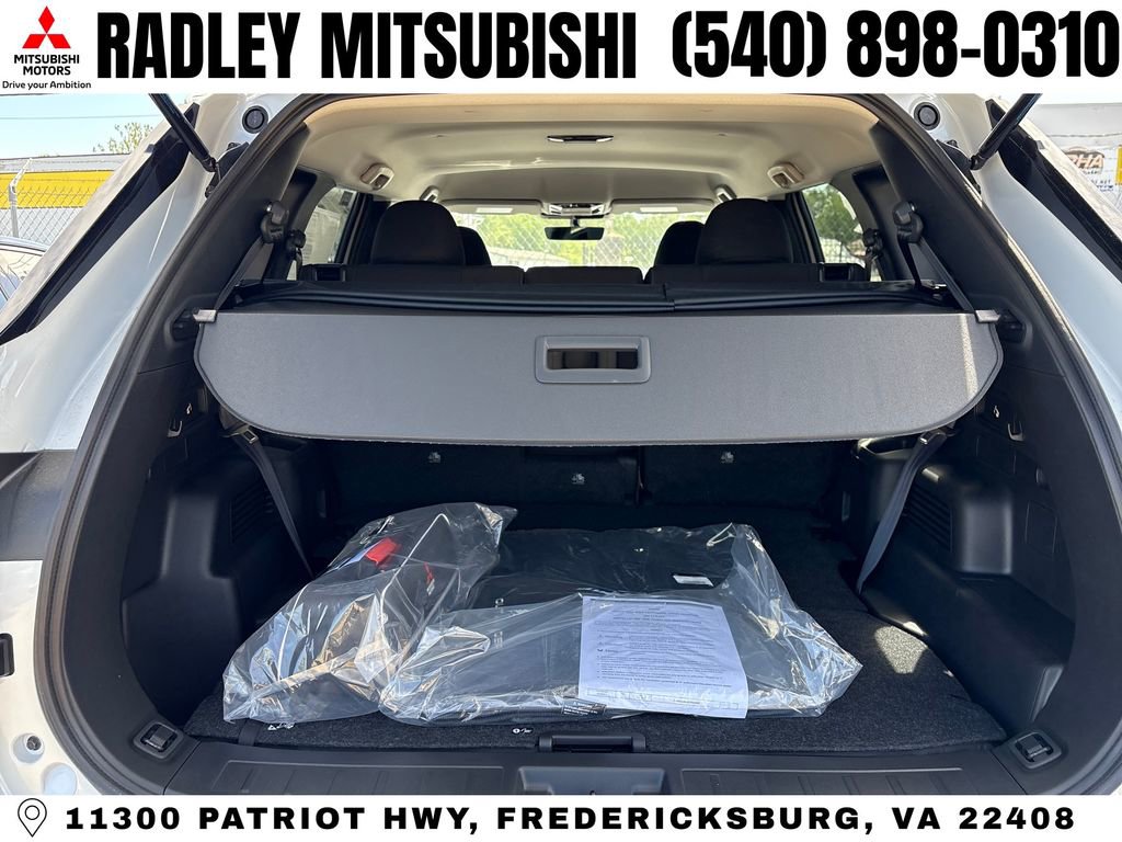 New 2026 Mitsubishi Outlander ES AWD/4WD image 22