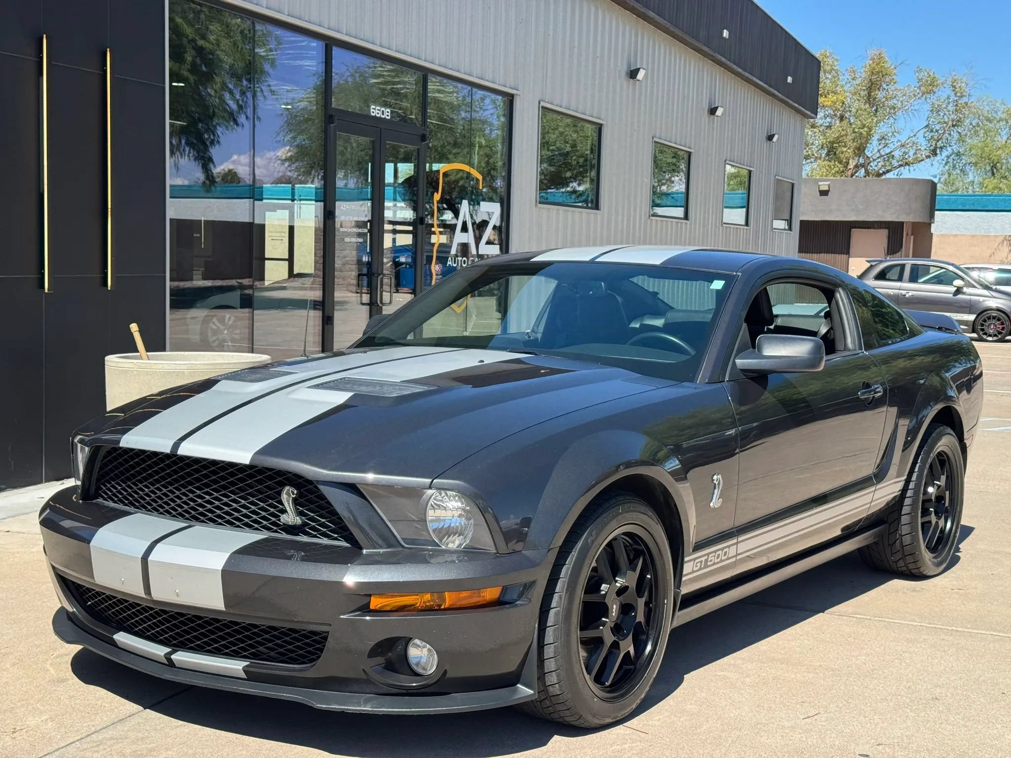 Used 2008 Ford Mustang Shelby GT500 RWD image 2