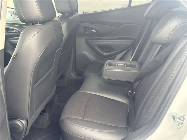 Certified 2022 Buick Encore Preferred AWD/4WD image 23