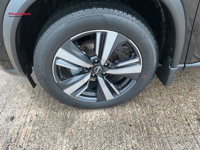 Used 2023 Nissan Rogue SL w/ SL Premium Package FWD image 17