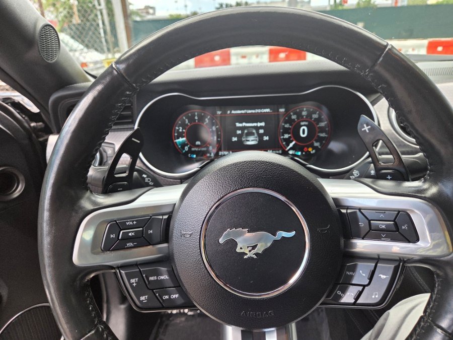 Used 2019 Ford Mustang GT Premium w/ GT Performance Package RWD image 12
