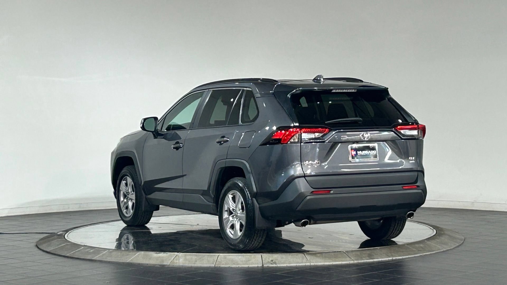 Used 2022 Toyota RAV4 XLE w/ Convenience Package AWD/4WD image 7