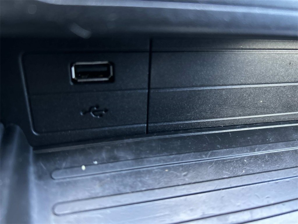 Used 2017 Ford Mustang Coupe image 30