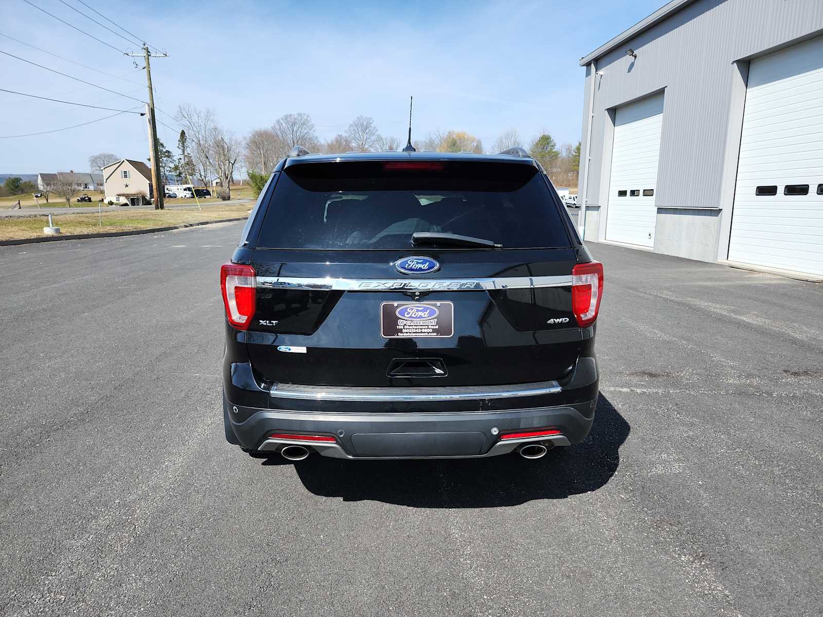 Used 2018 Ford Explorer XLT w/ Equipment Group 202A image 16