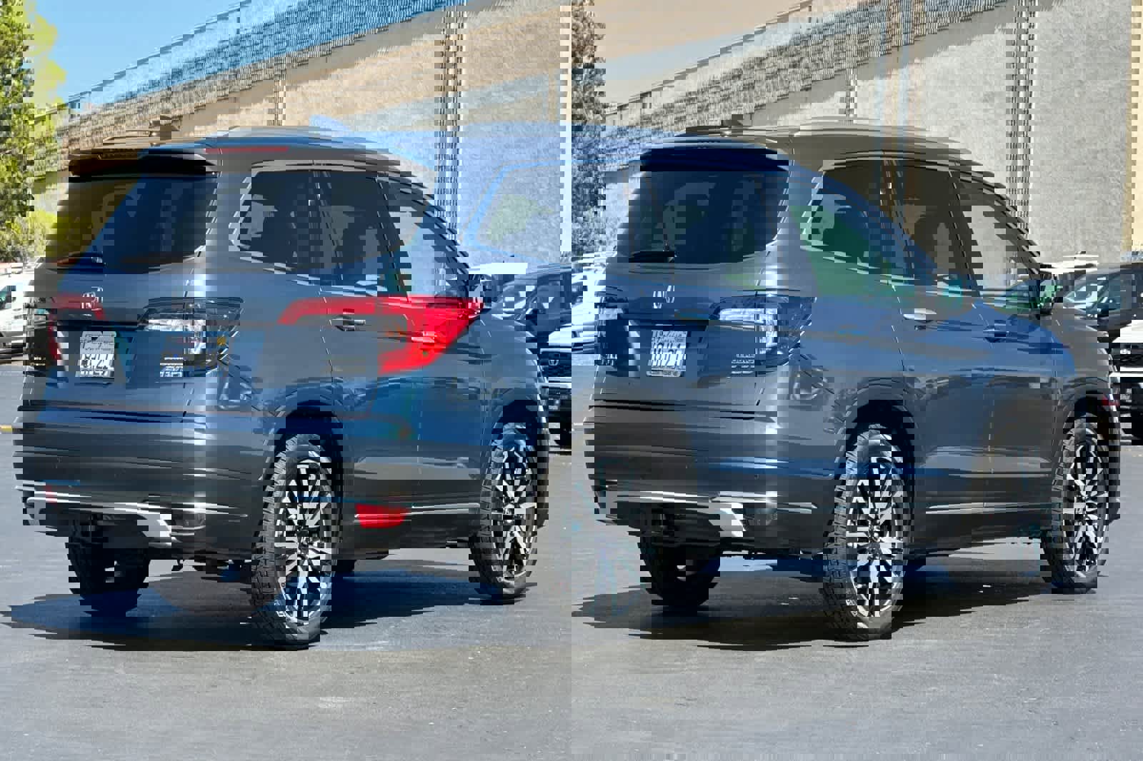 Used 2019 Honda Pilot Touring video 2