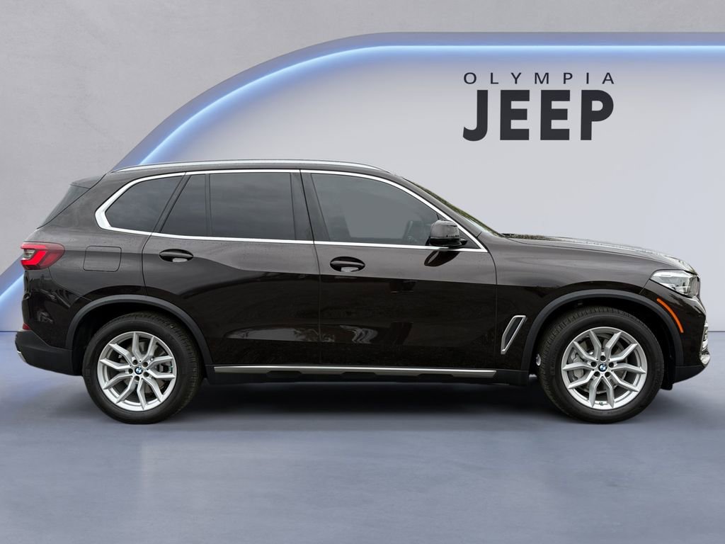 Used 2023 BMW X5 xDrive40i w/ Premium Package image 8