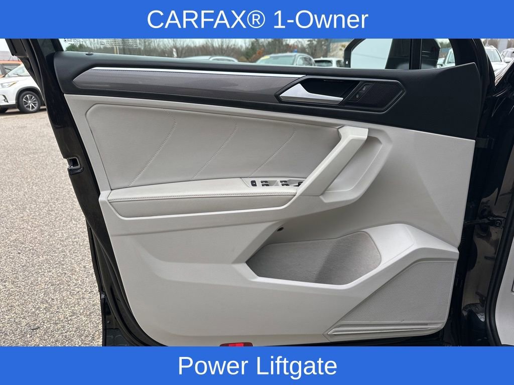 Used 2023 Volkswagen Tiguan SE R-Line image 14