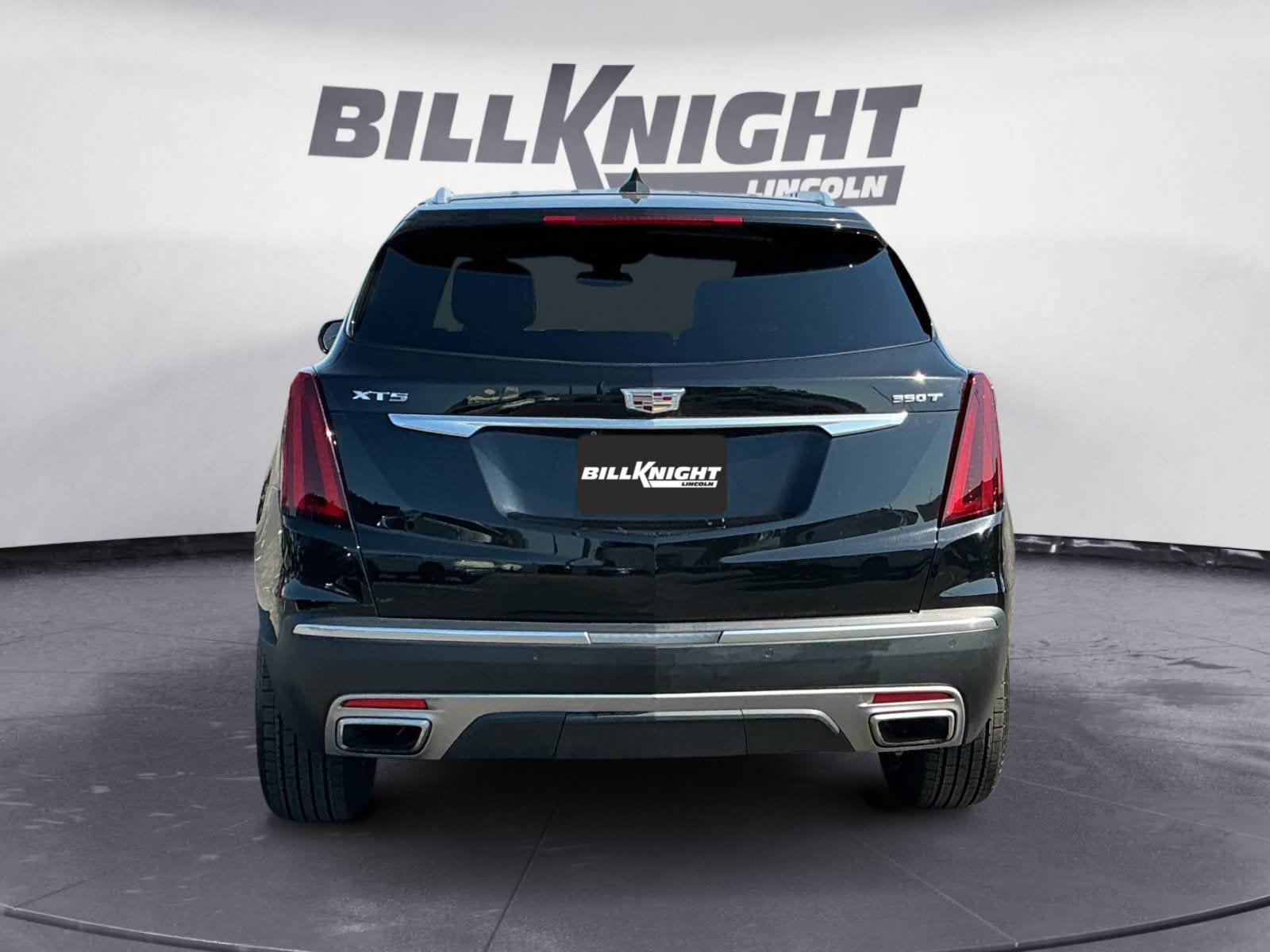 Used 2022 Cadillac XT5 Premium Luxury FWD image 4