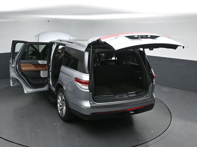 Certified 2023 Lincoln Navigator Reserve AWD/4WD image 60