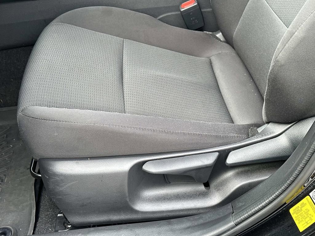 Used 2025 Toyota Prius LE image 17