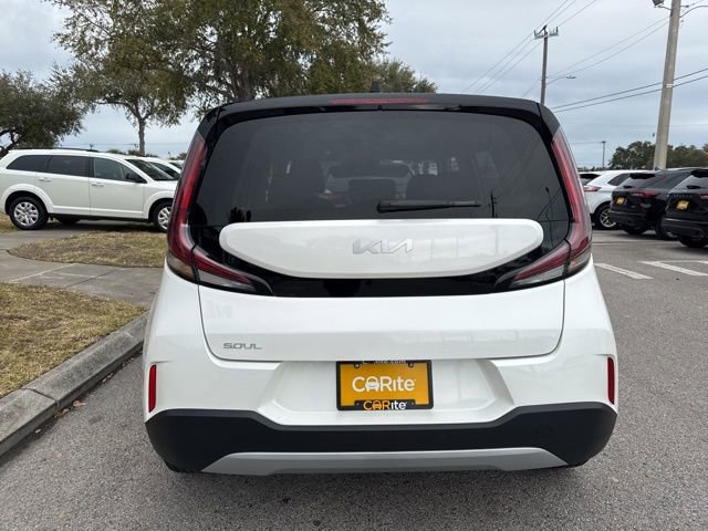 Used 2025 Kia Soul LX w/ LX Technology Package image 6