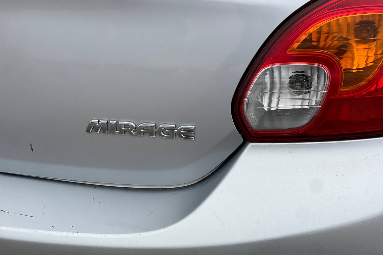 Used 2015 Mitsubishi Mirage DE image 21