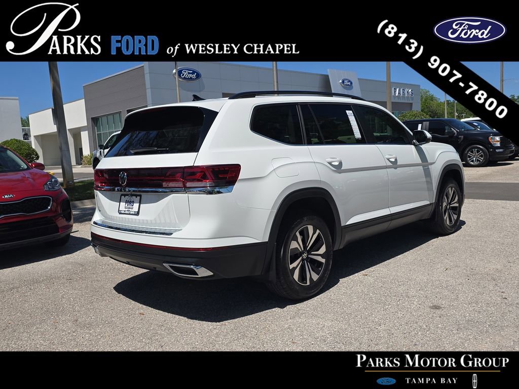 Used 2025 Volkswagen Atlas SE FWD image 4
