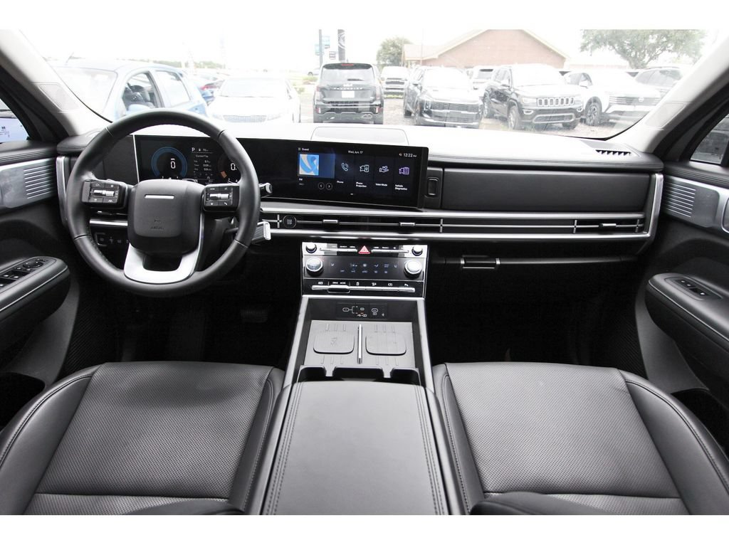 Used 2026 Hyundai Santa Fe SEL FWD image 10