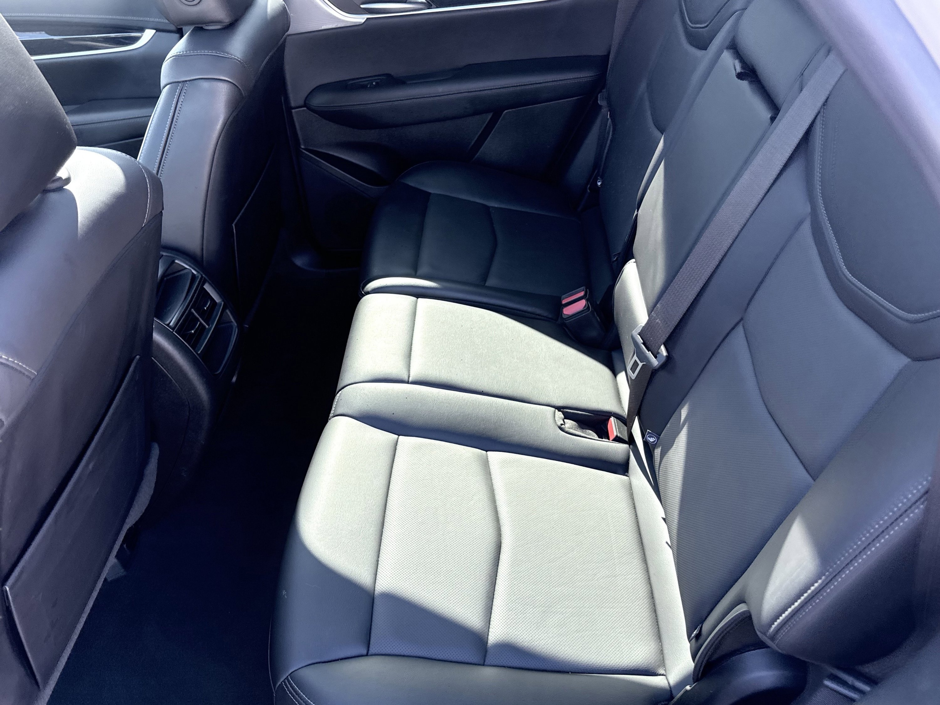 Used 2025 Cadillac XT5 Premium Luxury image 30