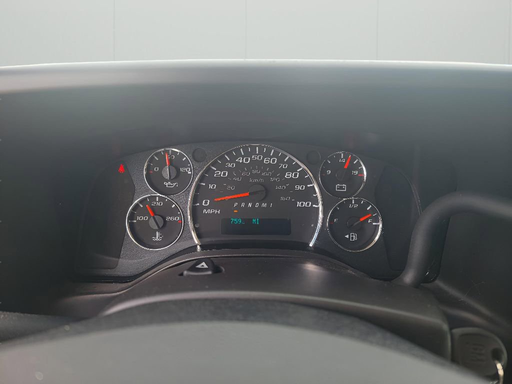 Used 2023 Chevrolet Express 3500 w/ Power Convenience Package RWD image 18