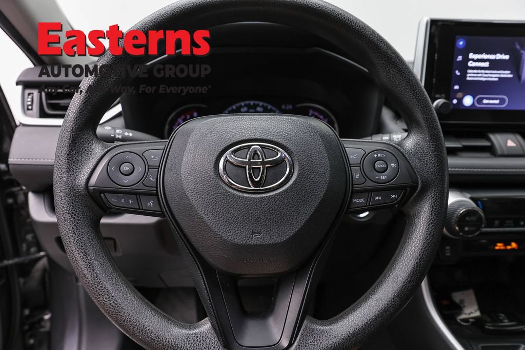Used 2023 Toyota RAV4 XLE FWD image 10