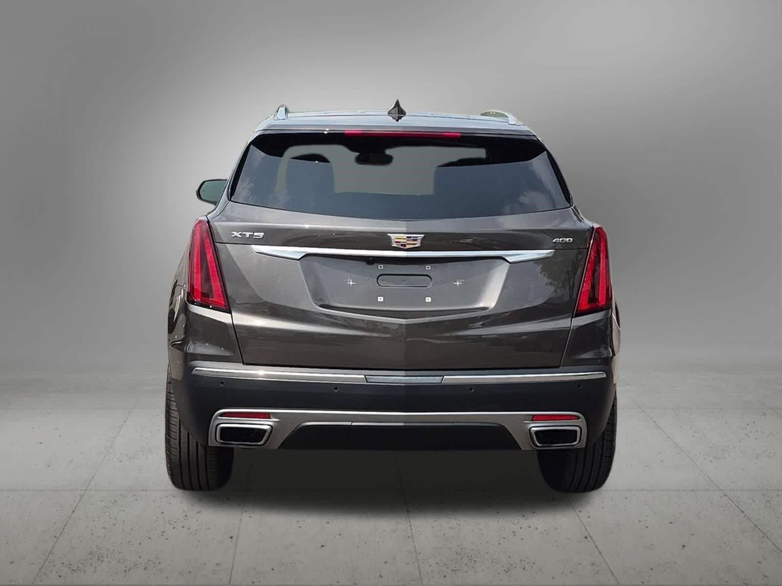 Used 2020 Cadillac XT5 Premium Luxury w/ LPO, Floor Liner Package FWD image 5