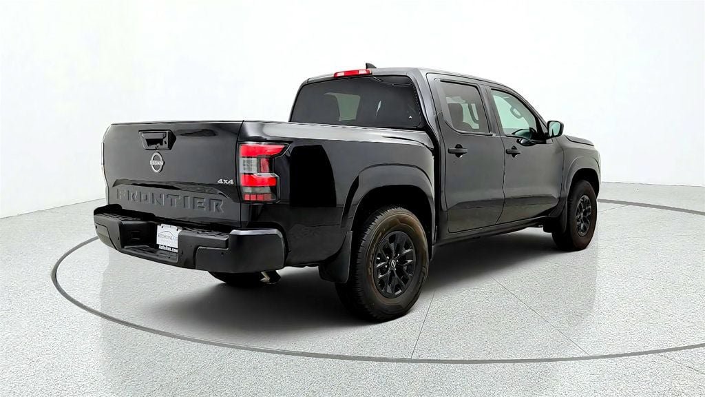 Used 2025 Nissan Frontier S AWD/4WD image 5