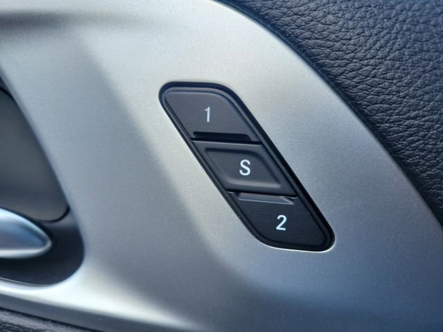 New 2023 Chrysler Pacifica Touring-L w/ S Appearance Package FWD image 19
