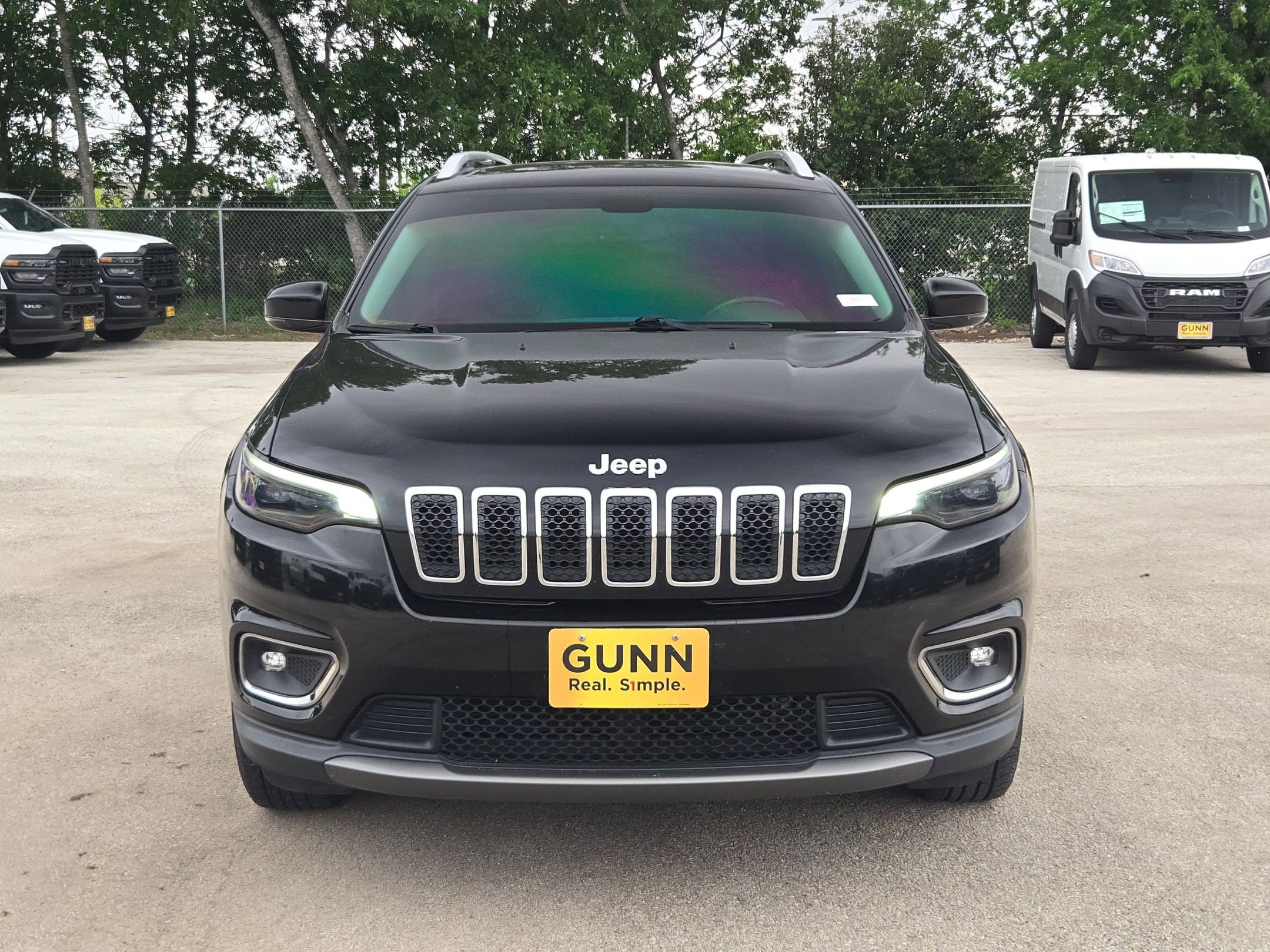 Used 2019 Jeep Cherokee Limited AWD/4WD image 8