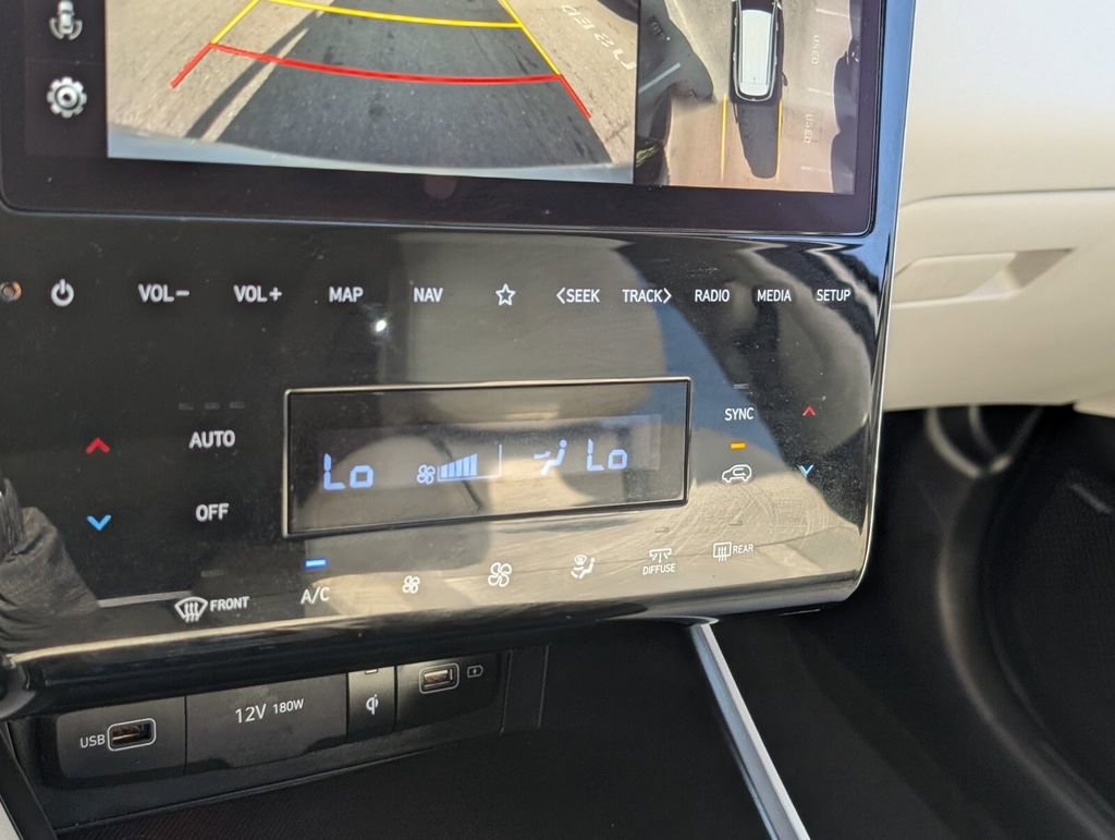 Used 2022 Hyundai Tucson Limited w/ Cargo Package AWD/4WD image 23