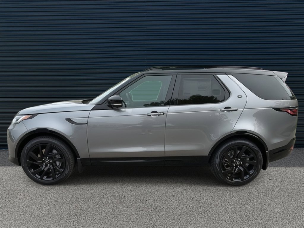 Certified 2025 Land Rover Discovery Dynamic SE AWD/4WD image 2