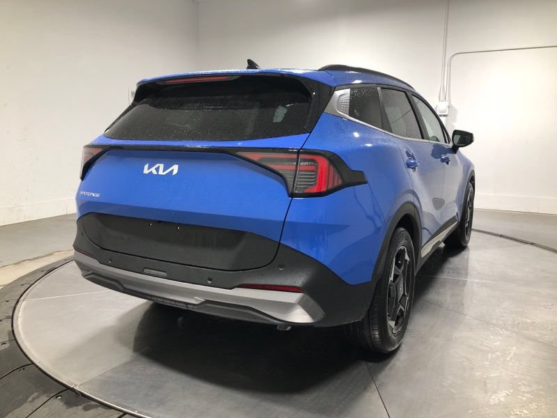 New 2026 Kia Sportage EX w/ EX Panorama Roof Package FWD image 7