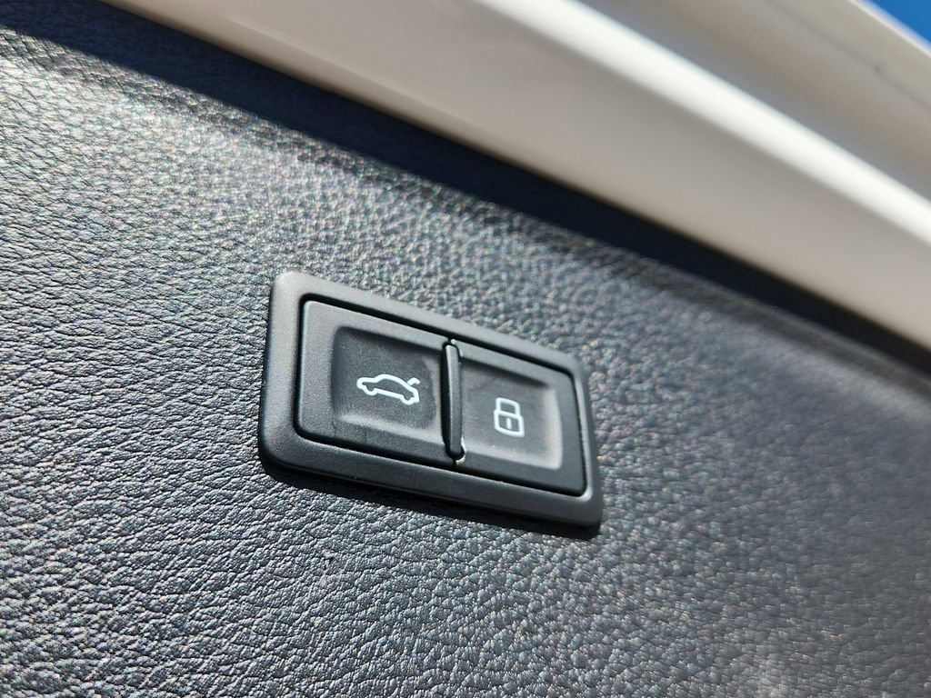 Used 2023 Audi Q5 2.0T Premium Plus image 16