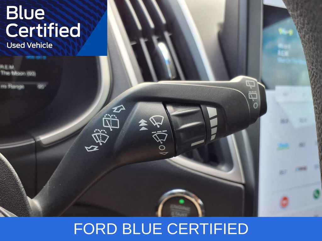 Certified 2021 Ford Edge SE FWD image 18
